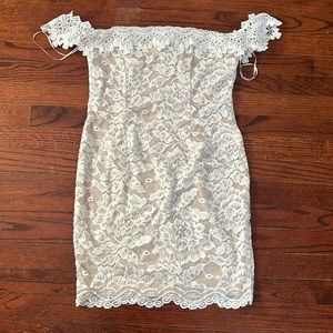 Beautiful Off The Shoulder Lace Dress